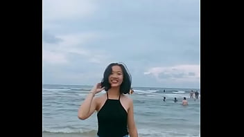 Gadis Manis yang Menggoda dalam Posisi 69