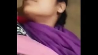 Pasangan Desi Mesum Beraksi di Ruang Kelas