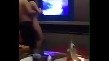 掃不掉的淫靡！中國再爆情色KTV 男女激戰「三人行」露骨照外流