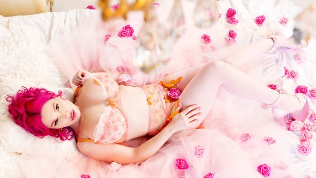 Pink Panas: Sensasi Menggoda dari Twistys TOTM