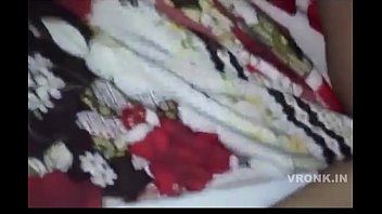 Kekasih Desi yang Menggoda dan Penuh Nafsu