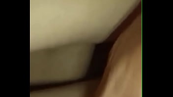 Video panas: Istri tak setia selingkuh saat suami pergi kerja, mesum dengan pria lain