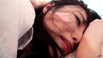 Gadis Jepang Berpayudara Besar Alami dan Menggoda Diperkosa Tua dalam Casting JAV Tak Sensor dengan Creampie