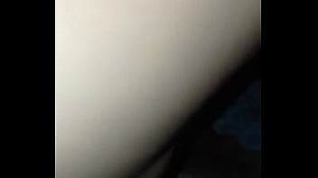 Pembantu Hot Digoyang Majikan di Kamar