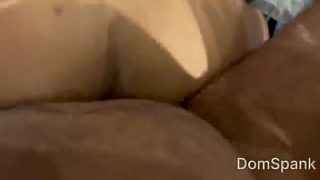 Kekasih Asia Mungilku Kunjungi Setelah Berbulan-bulan, Kubentur Memeknya Sampai Menganga dan Dia Teriak “Hantam Keras!” – Video Lengkap di Premium