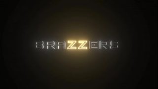 Pecundang Putus Cinta – Elena Koshka, Aria Taylor / Brazzers / tonton full di www.zzfull.com/upcuck