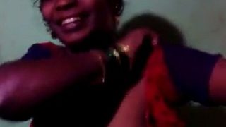 Bibi Madurai Tamil telanjang menggoda