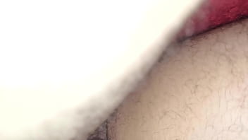 Istri Arab memberikan handjob dan pasangan suami istri saling memberikan handjob ganda