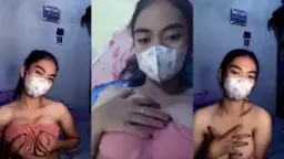 ManggaLive: Quensaa Menggoda dengan Payudara Besar yang Menggairahkan