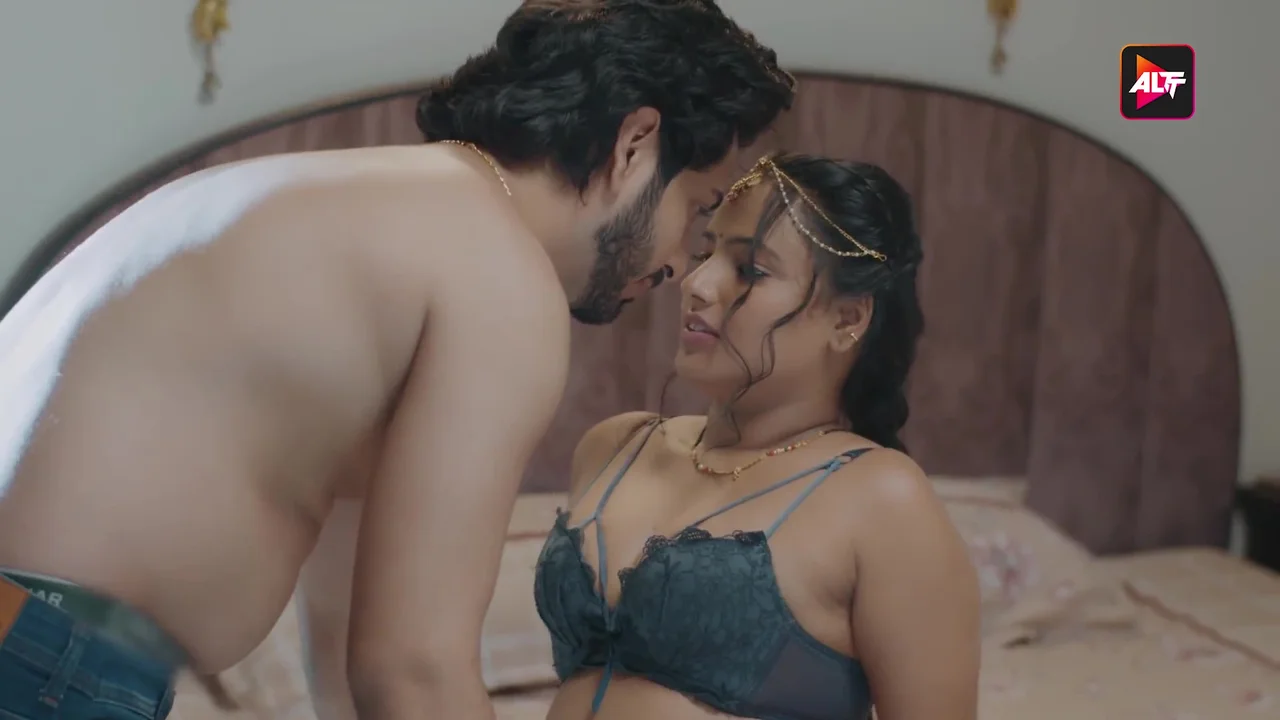 Mengintip Sensasi di Balik Ghoonghat 2024, Adegan Panas Web Series Hindi di Altt App Episode 1
