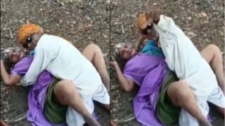 Pasangan Tua Rajasthan Bercinta Liar di Alam Terbuka dalam Video Mesum Desi