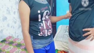 Sali melahap kontol keras Jija’a di dalam phuddi-nya yang basah dan menggairahkan