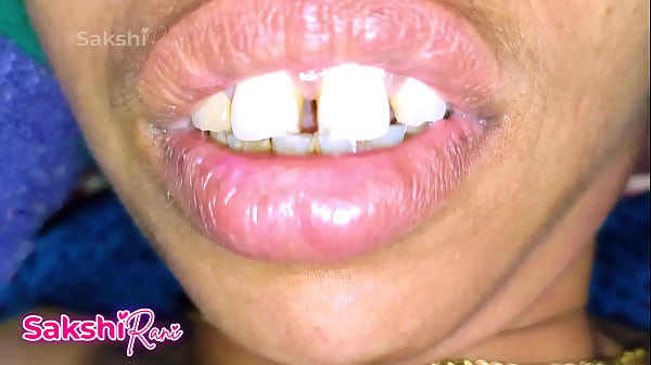 Adik Tiri India Digoyang Kencang Kakak Tiri, Erangan dan Closeup Vagina yang Menggairahkan