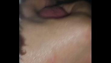 Pandangan Dekat POV Istri Mesum Naik Kontol Besar Teman Suami