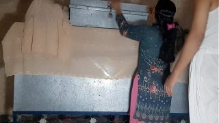 Birahi panas bhabhi India dan devar dalam adegan bercinta yang menggoda