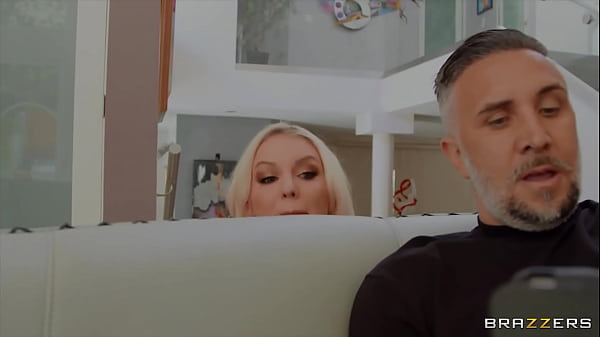 Paha Mulus Terbuka untuk Layar Lebar / Brazzers / unduh lengkap di https://zzfull.com/scree