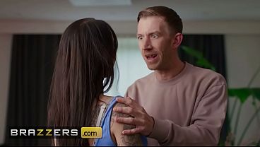 Mimpi Basah yang Menggoda dengan Ada Lapiedra di Brazzers, Masukkan Kode XVPROMO untuk Diskon Eksklusif