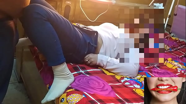 Gadis India panas bikin nafsu membara! Adegan ranjang seru ala Bollywood