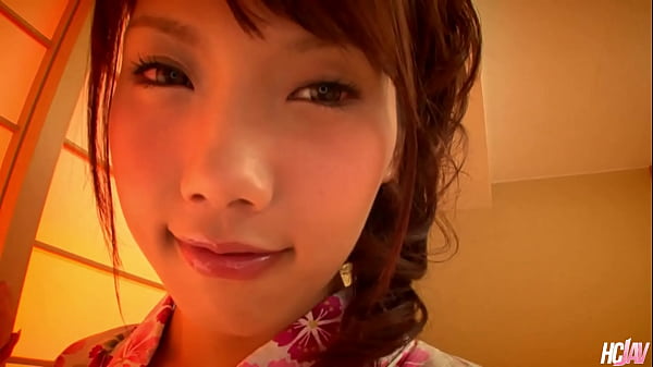 Gadis Jepang Muda dan Bergairah Ageha Kinoshita Menelan Kejantanan