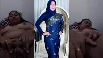 Masturbasi Menggoda di Kamar dengan Hijab