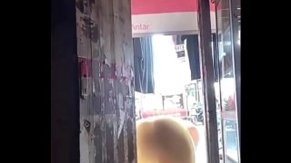 Gairah Membara, Jemur Baju Terabaikan Demi Rayuan Mesum di Kasur