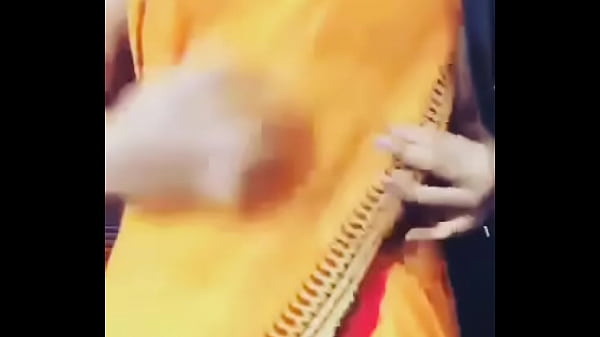 Gadis Seksi dari India