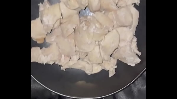 AYAM DAN SAYURAN DI DALAM MEMEK SEMPIT BASAH GADIS 18 TAHUN PERAWAN CANTIK – MASTURBASI AMATIR SAUDI TERBAIK – FETISH MAKANAN MESUM – PUTIH SALJU ARAB – LOS ANGELES – USA – 2025 – AMERIKA SERIKAT – PORNO ARAB