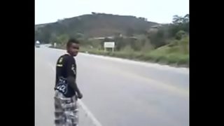 Cowok Indo yang Bikin Kamu Terbang dan Patah Hati