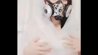 Masturbasi dengan Dildo Tiongkok yang Menggoda, Membuat Vagina Basah dan Menggairahkan