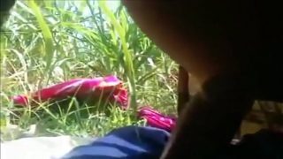Gadis Desa Digencet Ganas di Hutan Belantara