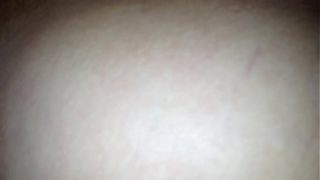Vagina Tionghoa diperbesar hingga detail intim