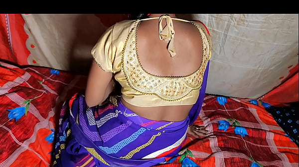 Desi bhabhi panas dengan gaya seksi, video baru tak terpotong dengan suara asli dalam bahasa Hindi