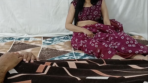 Gadis India yang panas, adik ipar nakal menggoda kakak ipar dengan rayuan mesra
