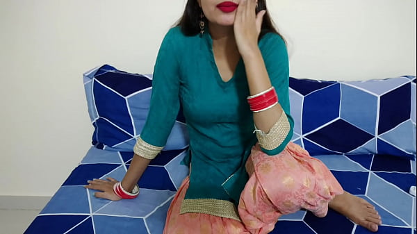 MILF Bhabhi yang Terseksi Main Peran Gituan Sama Devar Polos! Adegan Panas India dengan Suara Hindi Jelas