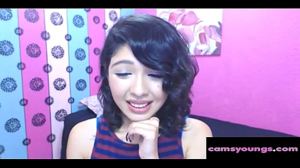 Sensasi Webcam Panas: Gadis Asia Imut Buka-bukaan Gratis