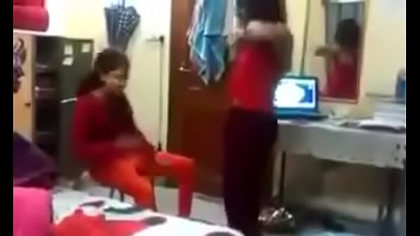 Gila Asyik di Asrama – Kisah Panas Mahasiswa