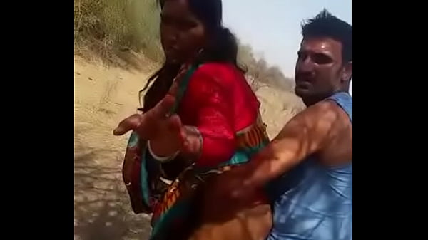 Pria India yang menggoda