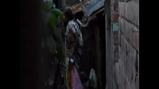 Desi Kencing dan Air Seni2