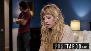 Gadis Blonde Ivy Wolfe Digoyang Ganas Sepupu Tirinya untuk Pertama Kalinya