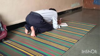 Gadis perawan kampus digoyang guru les privat di ranjang.