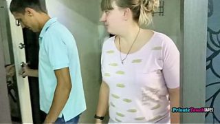 Gadis gemuk amatir Rusia dengan payudara besar mengisap dan bercinta seperti pelacur
