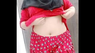 Istri Rumah Tangga Melepas Shalwar Kameez untuk Pacar Sambil Bergumam Mesra dalam Audio Hindi