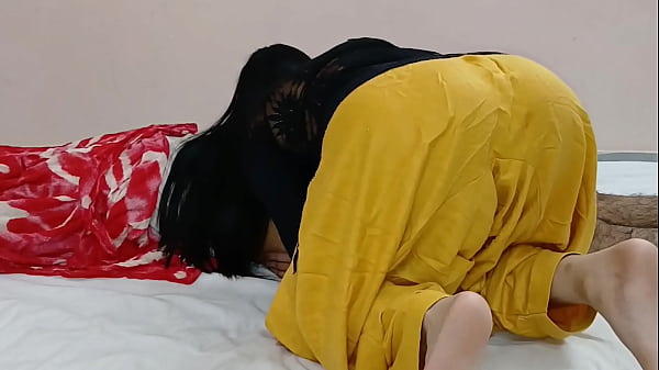 Bhabhi yang haus kepuasan, kontol keras merobek memek ketatnya