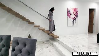 Bercinta dengan Adik Tiri Muslimahku