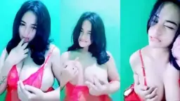 Toket gede, uting coklat bulat siap digoyangin.