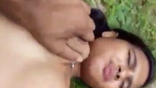 Video hutan orang India ngentot liar.