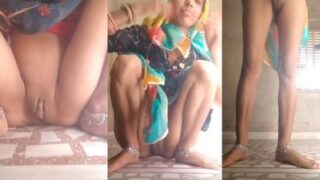 Wanita Rajasthan pamer memek desi di depan kamera