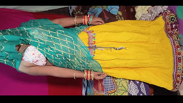 Bhabhi Rajasthani lepas lehenga di depan adik ipar, seru full 4K bikin makin panas.