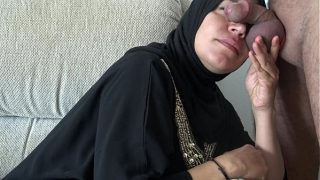Istri Arab Selingkuh dan Anak Tiri yang Menggoda