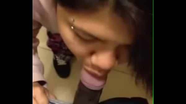 Desi cewek hisap kontol, nikmat banget